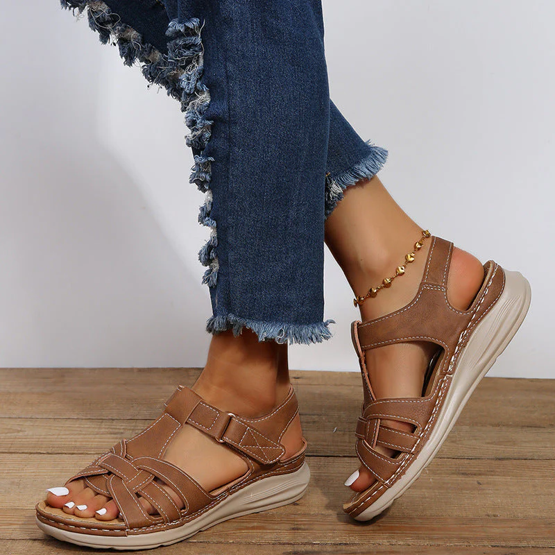 Women's orthopaedic sandals with Velcro