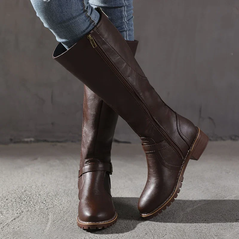 Elegant Leather Boots – Trendy Women's Boots for Every...